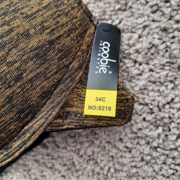 NWT Coobie 34 C Bra..  Padded Underwire, removable straps. - Picture 2 of 4